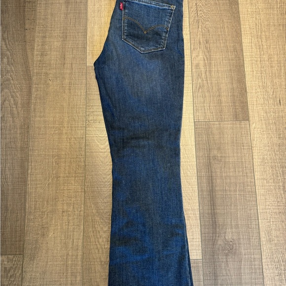 Levi’s Bootcut High- rise Jeans - Picture 5 of 7